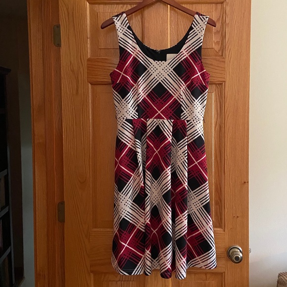 ModCloth Sleeveless Plaid Dress with pockets (Belt missing) - Size M Medium - Picture 2 of 12